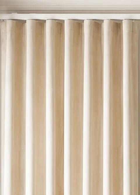 Ripple fold drapery heading — continuous S-waves on a track